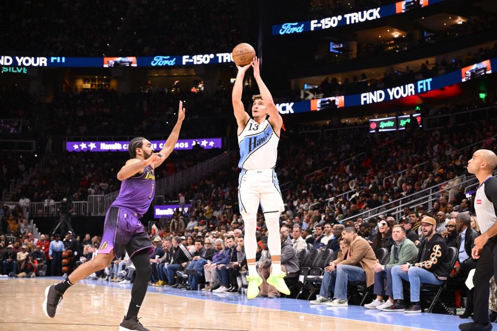 扩展为带有 扩展为带有