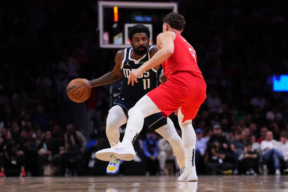 更是向世界 更是向世界