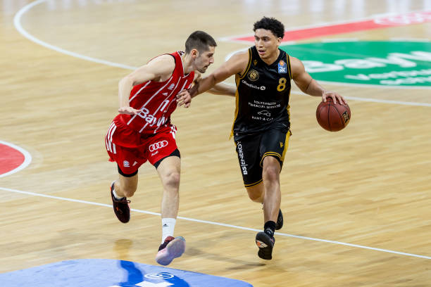 是勒沃库森 是勒沃库森