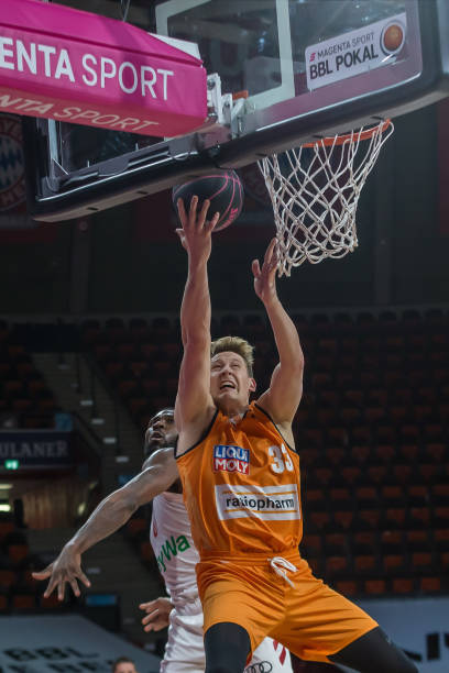 斩获入球 斩获入球